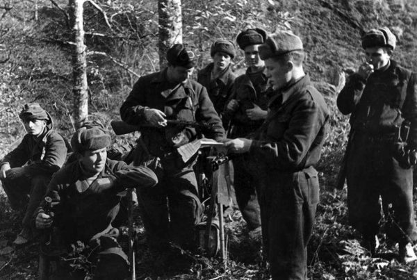Jacket of the mountainous parts of the Red Army (Куртка горно-стрелковых частей РККА) M3-122-U